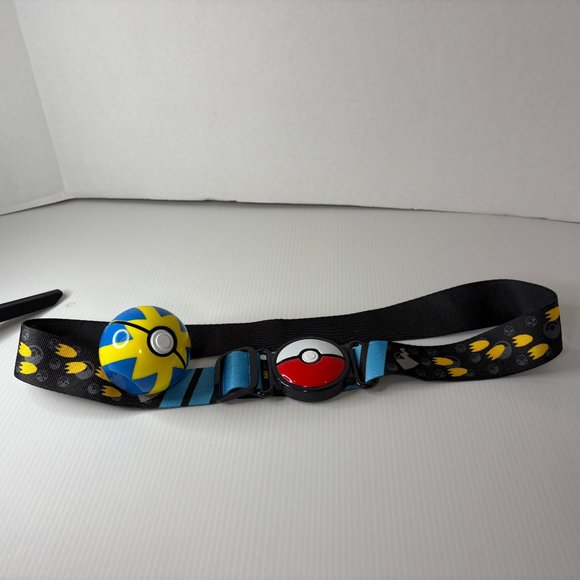 Pokemon Belt Clip N Carry w/Pokeball Nintendo Kids Children Adjustable Waist - Picture 1 of 7